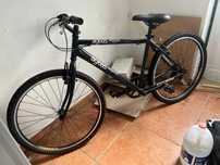 Bicicleta esmaltina COMO NOVA