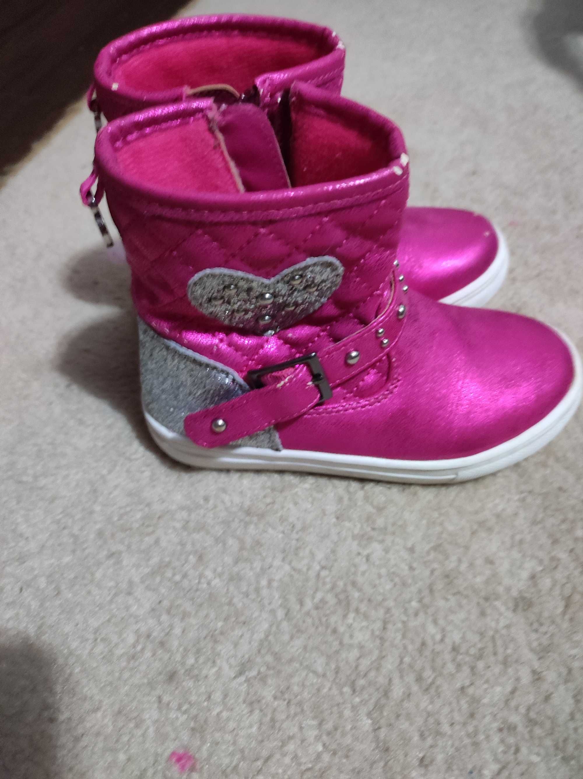 Kozaki, buty zimowe dla dziewczynki Primigi 24