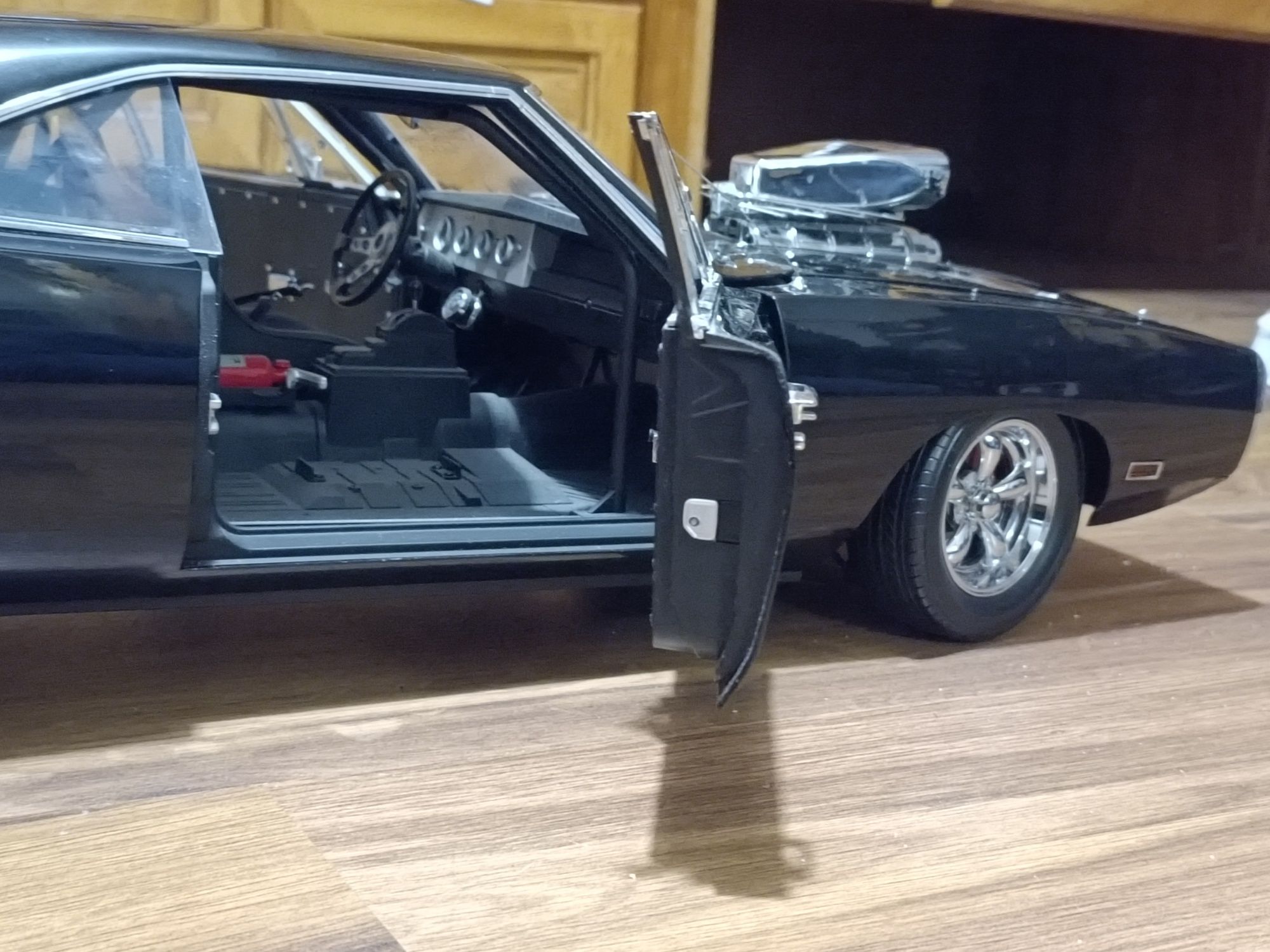 Dodge charger z fast-furious Model 1:8 deagostini