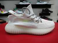 Adidas Yeezy Boost 350 V2 женские кроссовки.