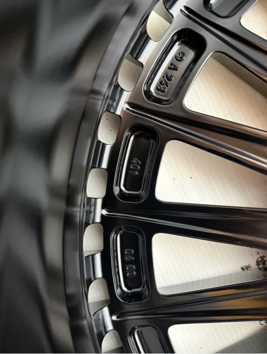 Mercedes EQA A243 AMG 20 cali Felgi Oryginał Nowe