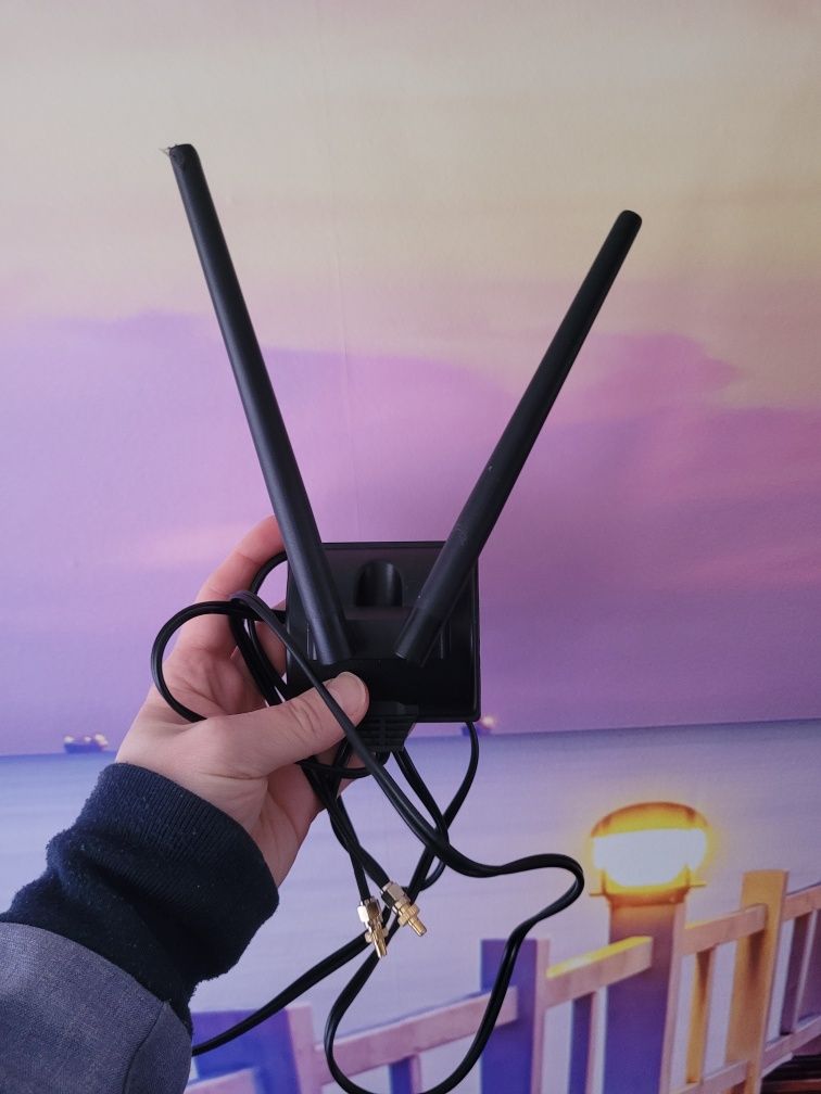 Router-Modem na kartę sim 4G LTE Netgear 810S + antena + 2 new baterie