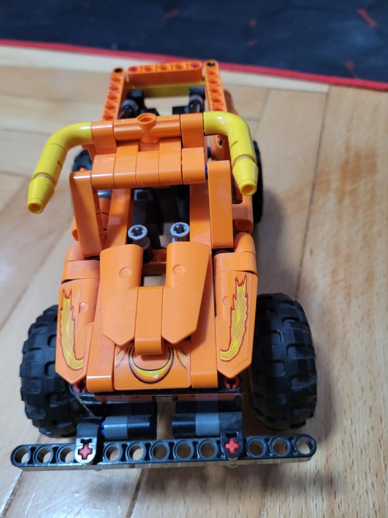 Lego technic monster jam el toro Coco 42135
