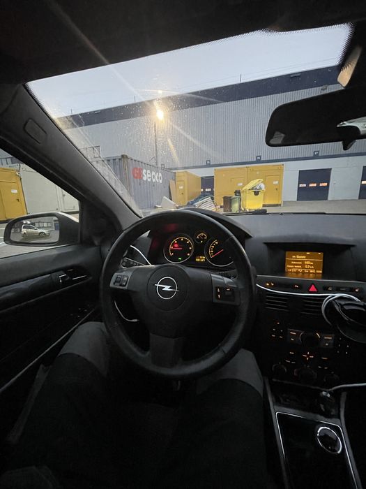 Opel Astra H w w dobrym stanie