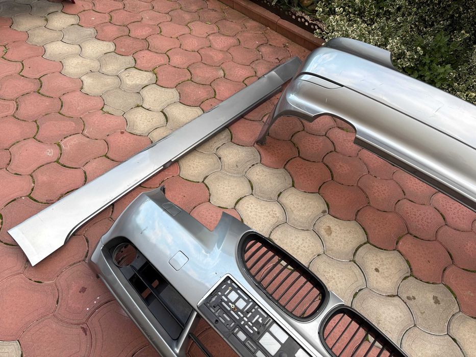 Комплект бампери + пороги BMW E60/E61