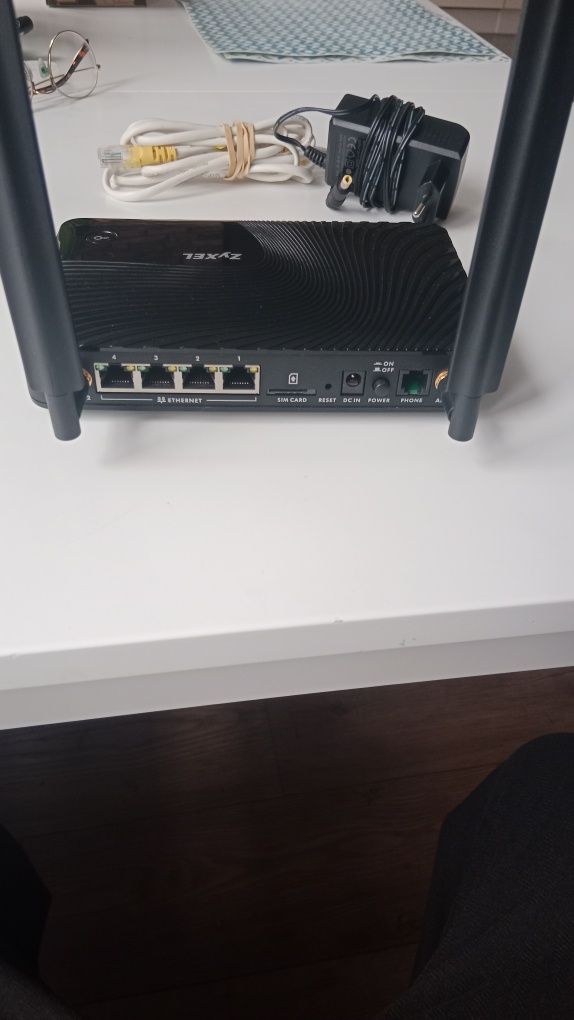 Router Zyxel LTE3311-Q222
