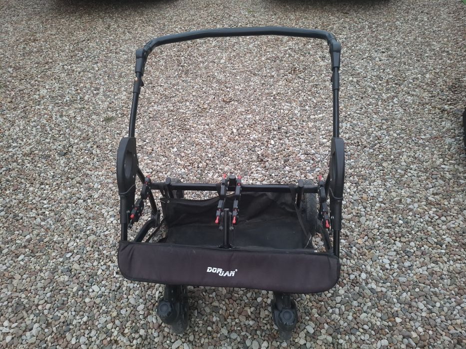 Wózek bliźniaczy rok po roku