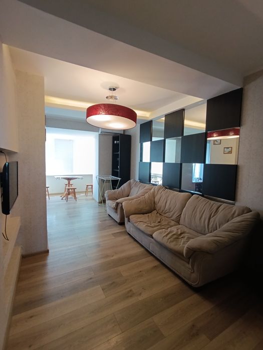 Сдам хорошую 2к + кухня-студия ЦЕНТР пр. Шевченко/Пироговская!