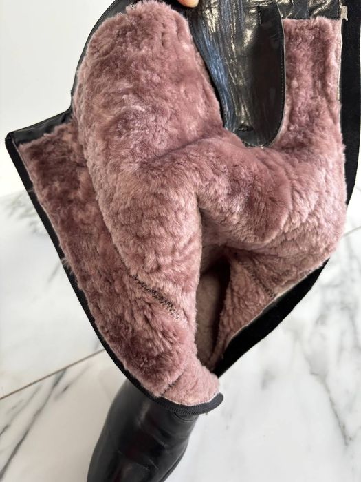 Шкіряні чоботи на цигейці. Жіночі. Розмір 36.. Італія.