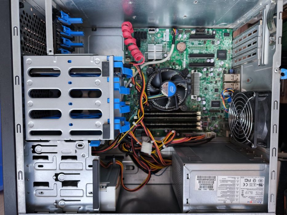 Сервер SuperMickro Xeon E31220 3.1ghz 24 gb озу z