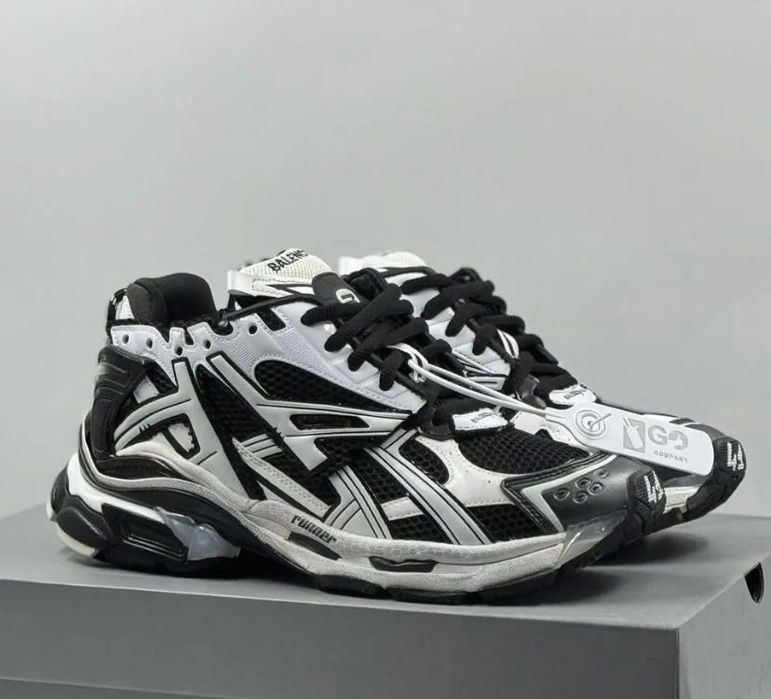 Balenciaga Runner