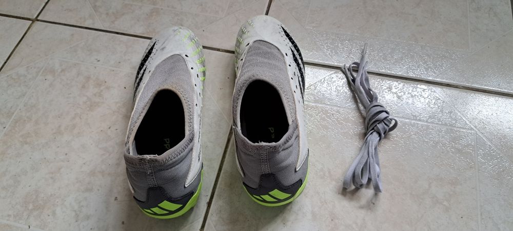 Chuteiras adidas predator 38