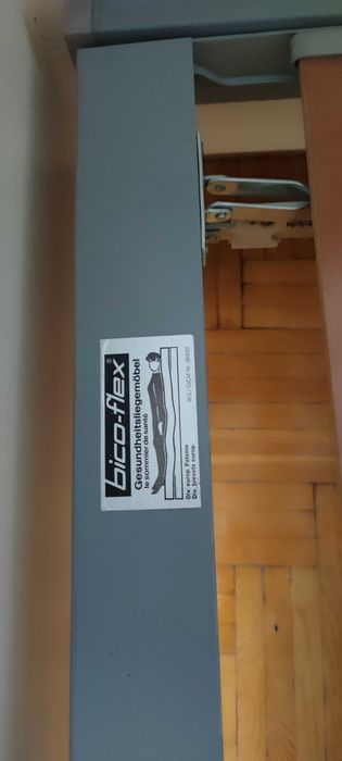 Продаю два односпальні ліжка