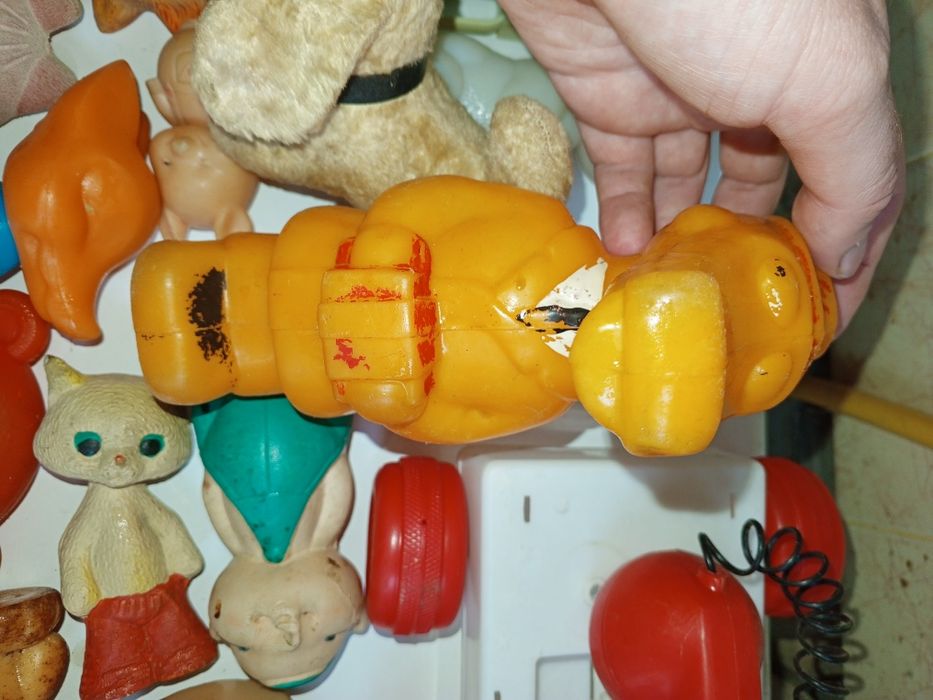 Игрушки СССР резиновые,пластиковые , пистолеты , солдатики,мягкие