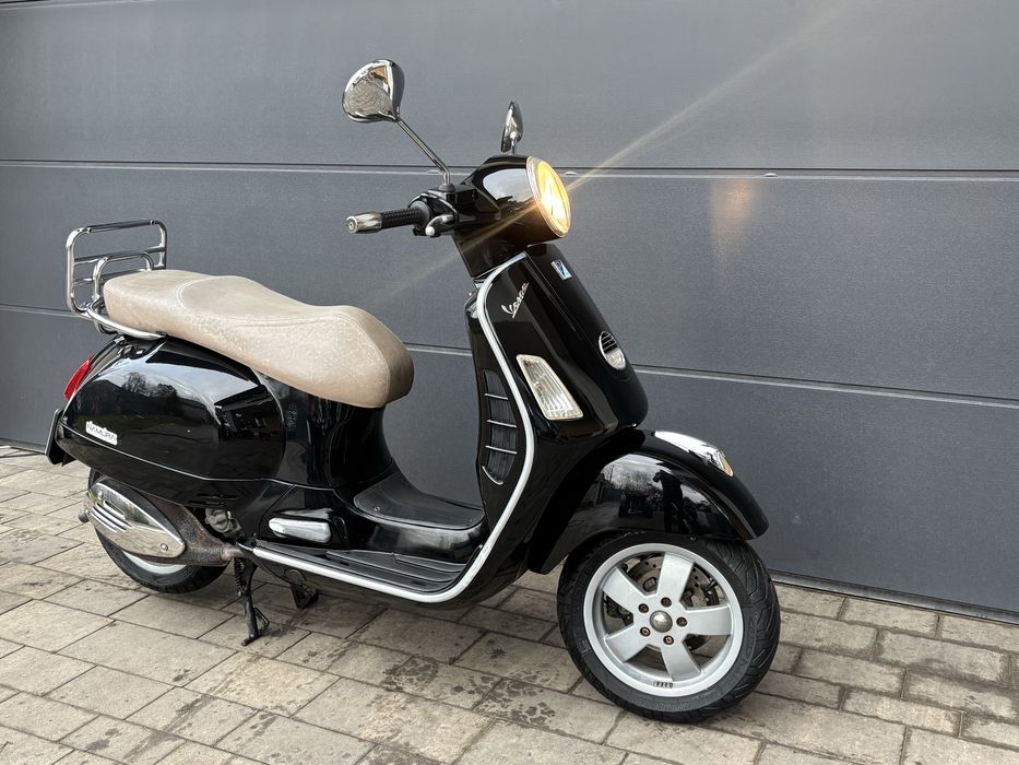 Piaggio Vespa GTS 125 zarejstrowany