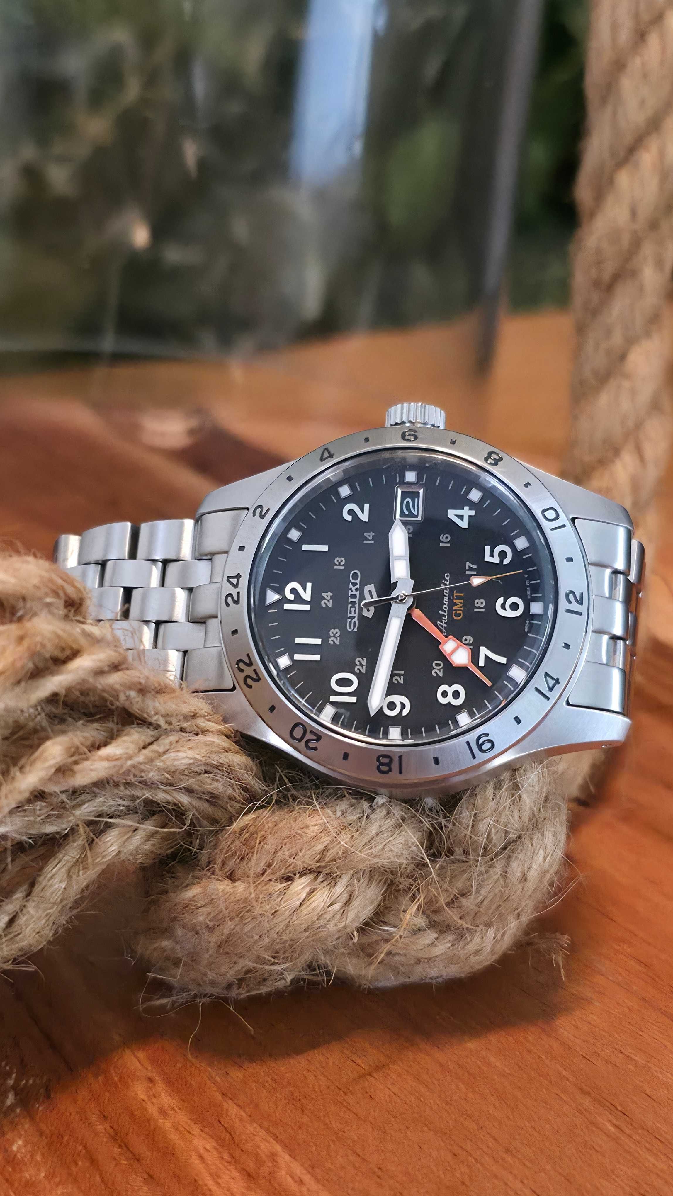 Seiko 5 Sports Gmt Field