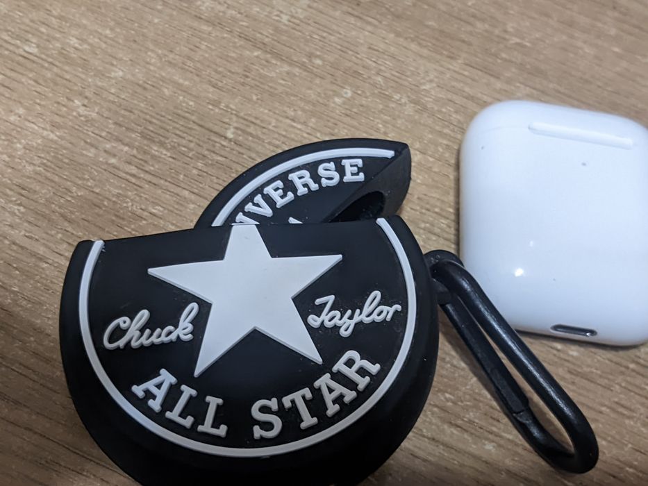 AirPods 2 case,  кейс , чехол . Converse.