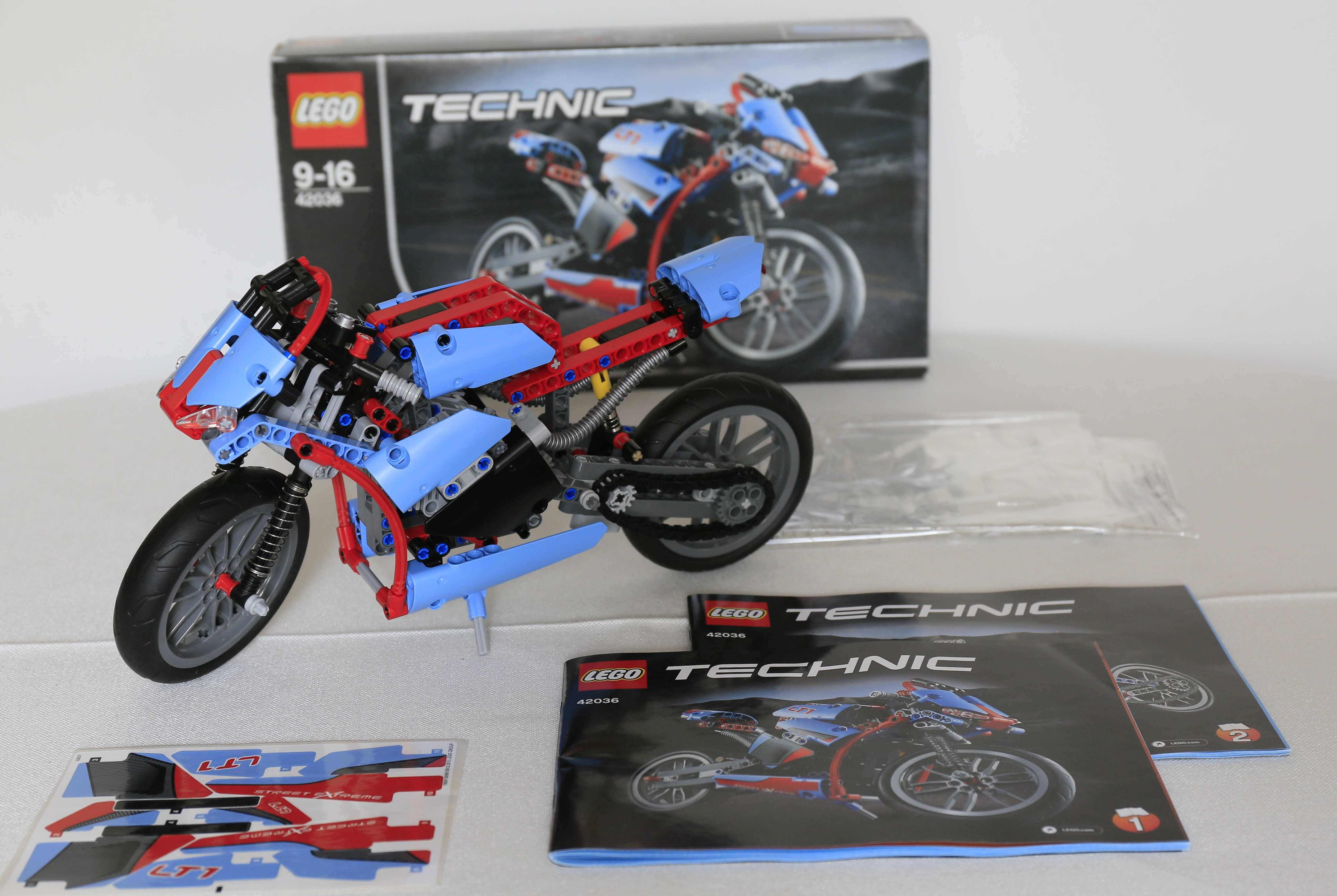 Lego Technic 42036 - Street Motorcycle / Street Bike