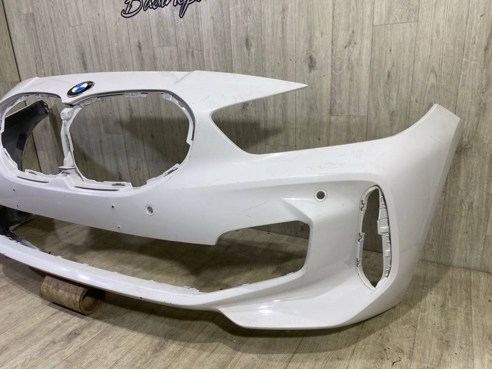 Бампер передний BMW 1 F40 M paket ( 2019 2020 2021 2022 2023 2024 г. )