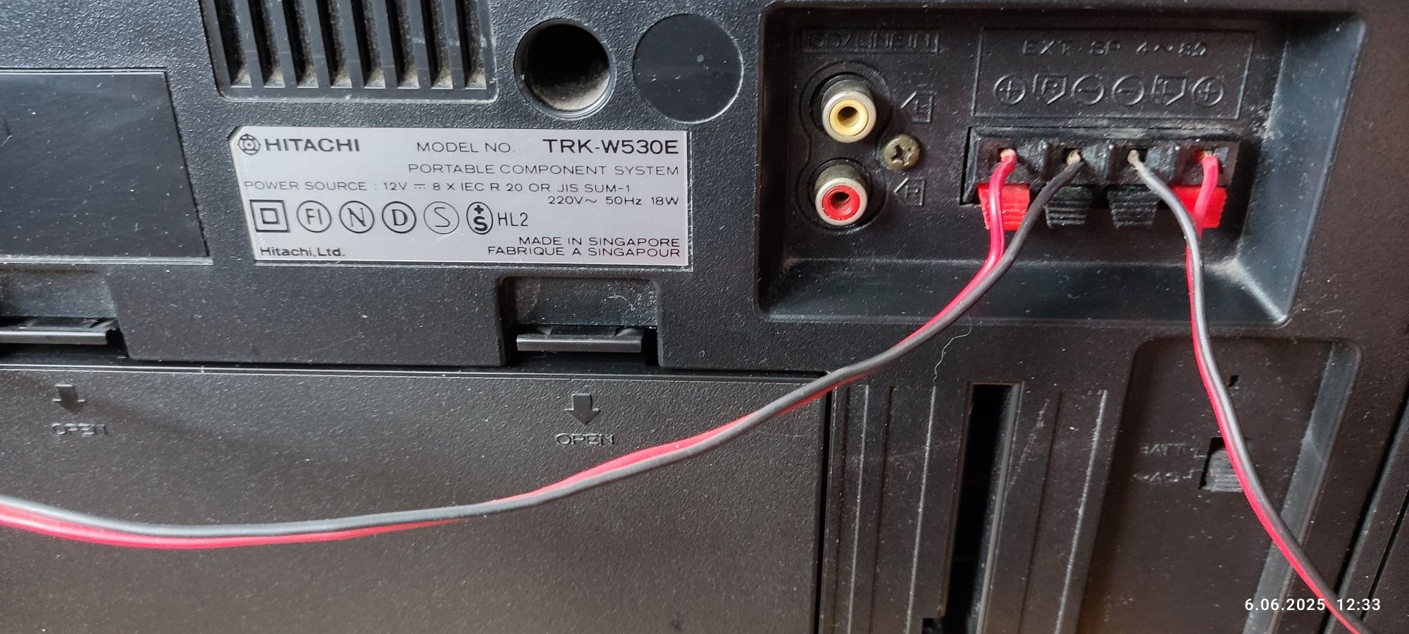 Radiomagnetofon HITACHI