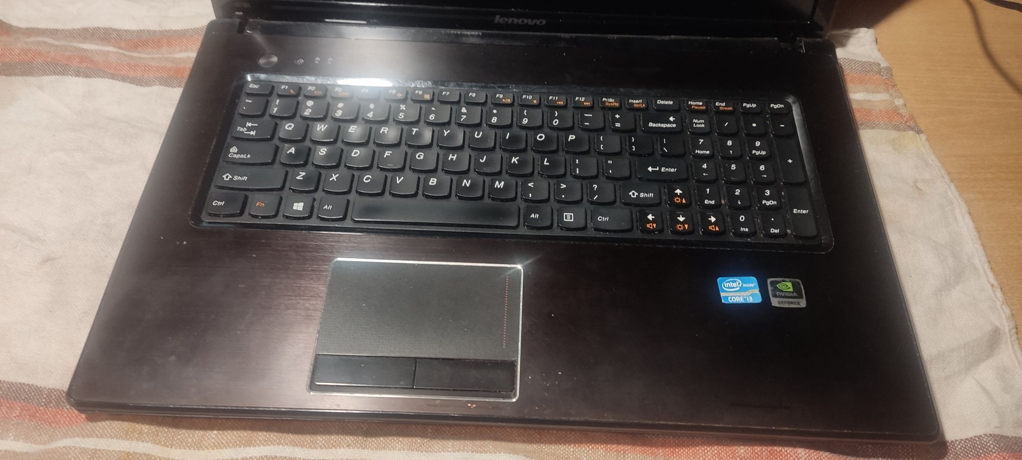 Laptop Lenovo g780 17,3" części uszkodzony
