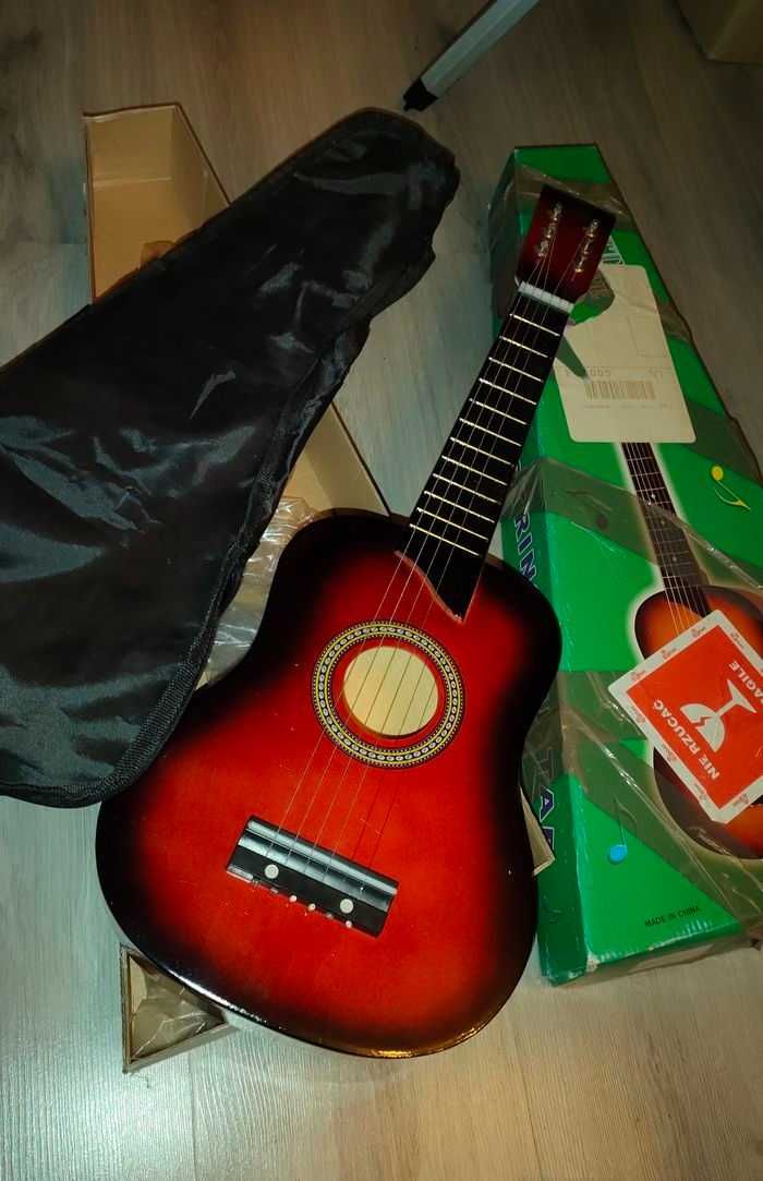 Mała gitara klasyczna dla dziecka 1/4 z pokrowcem