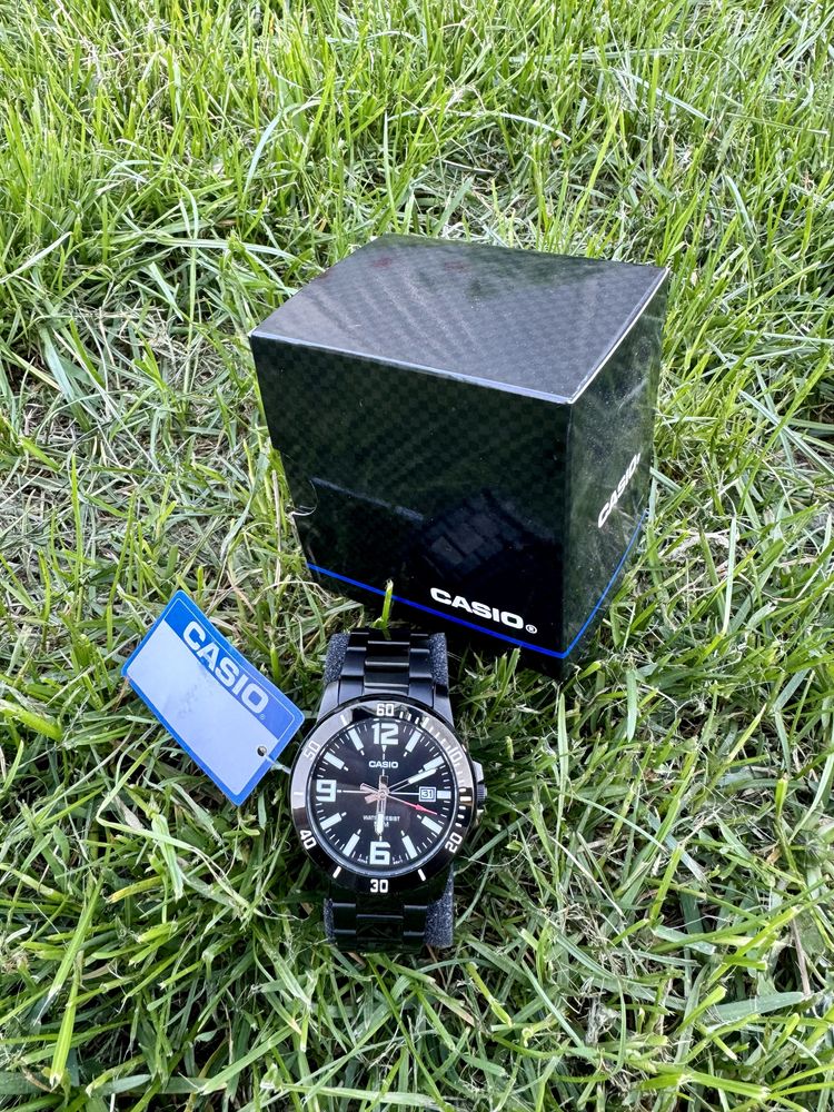 Casio MTP-VD01B Годинник Чорний