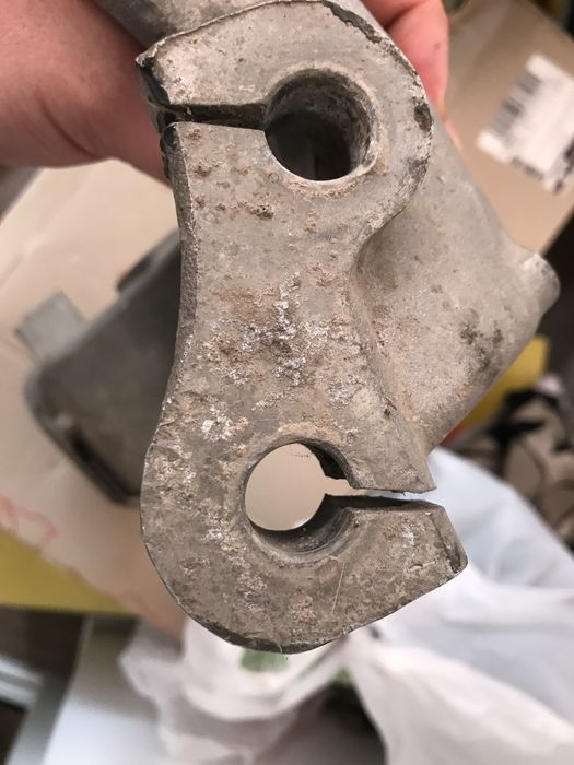 Audi a8d2 4.2 цапфа