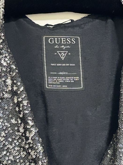 Casaco lantejolas Guess