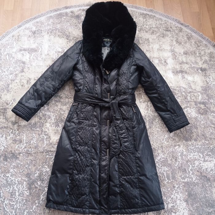 Куртка зимова пальто пуховик
