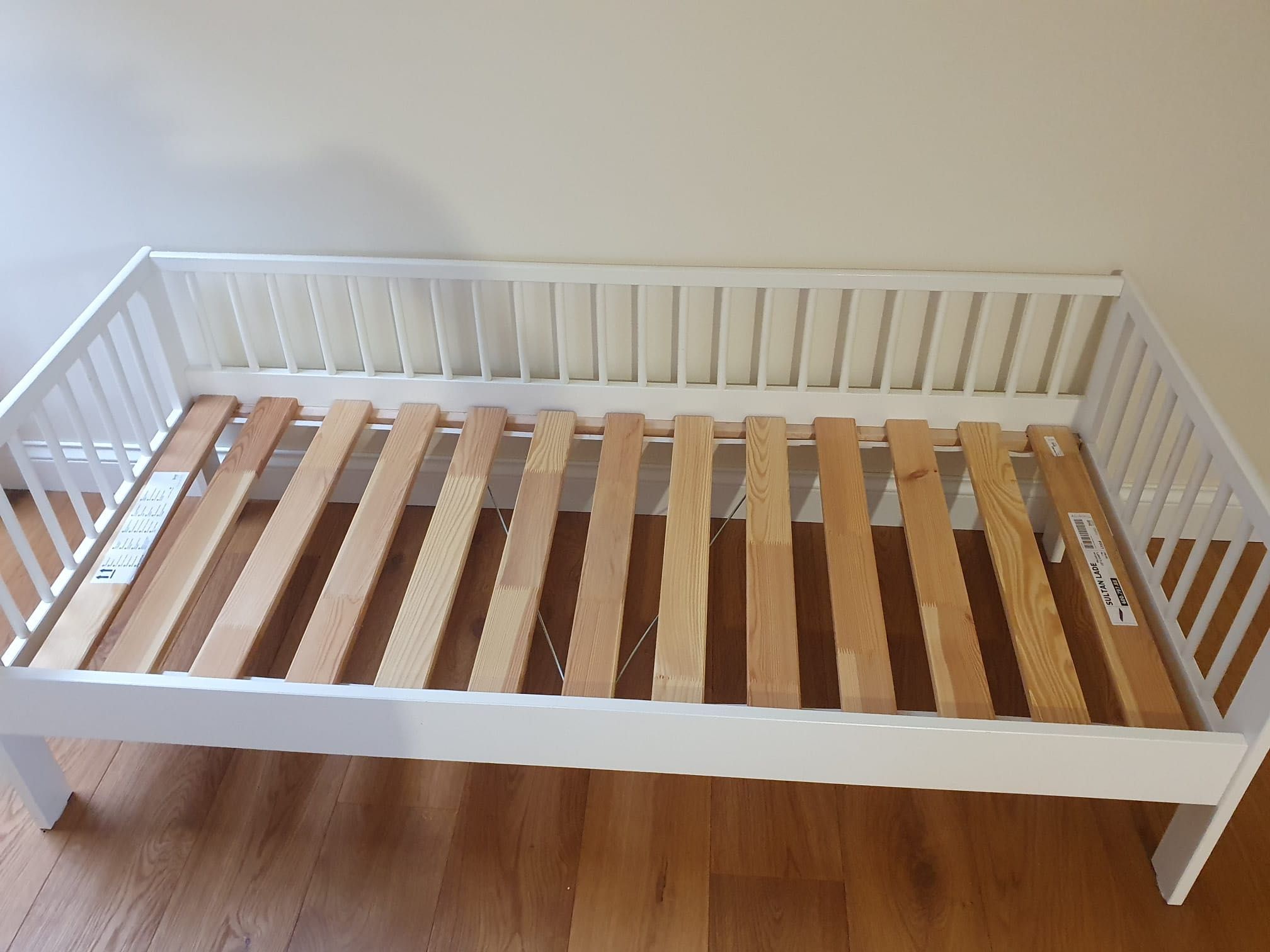 Łóżko dziecięce białe 160 x 70cm