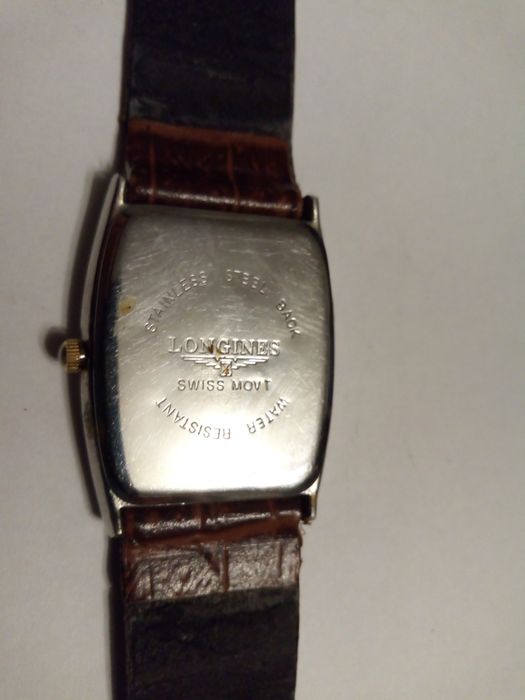 Zegarek Longines Vintage, kwadratowa koperta, szafirowe