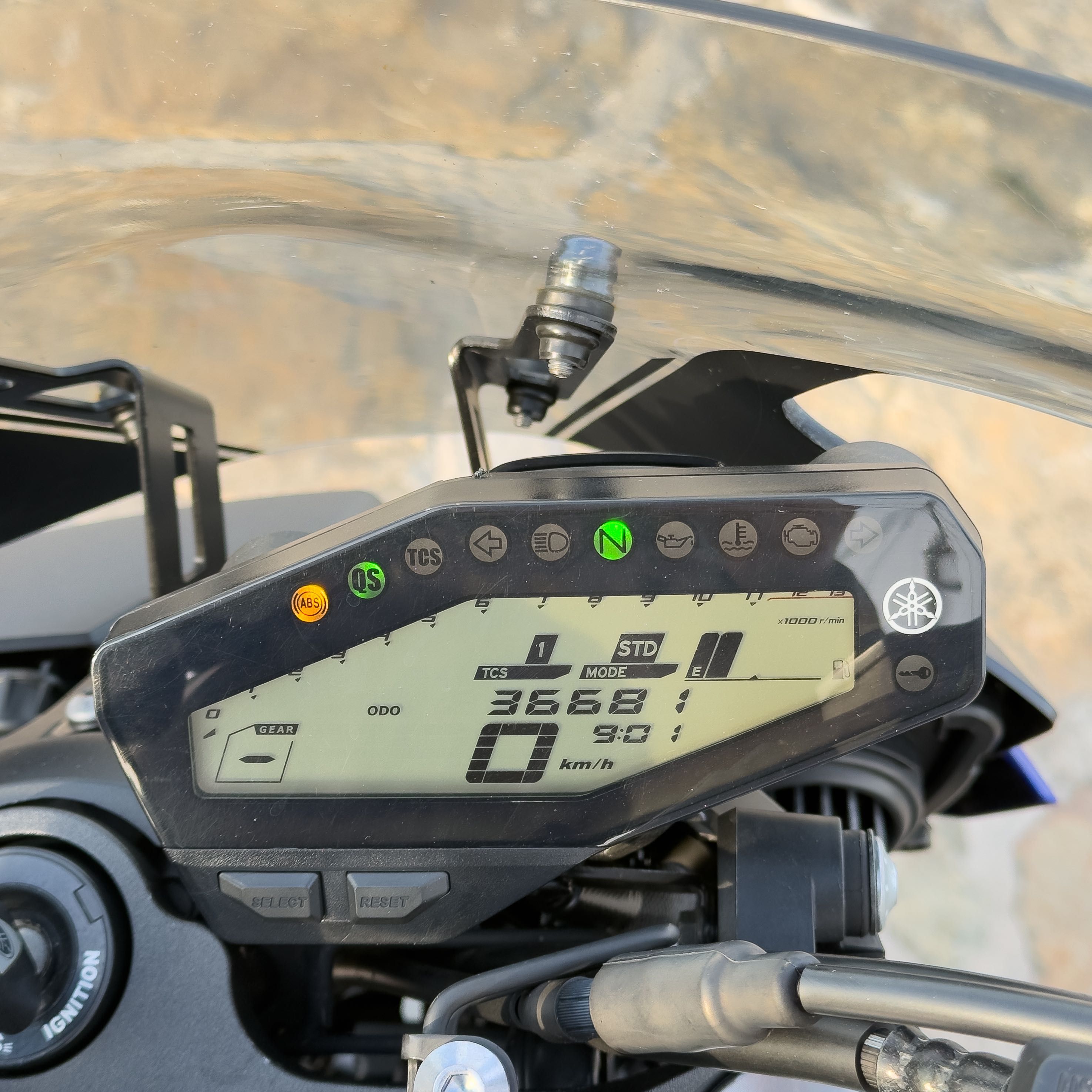 YAMAHA MT 09 de 2017 em excelente estado