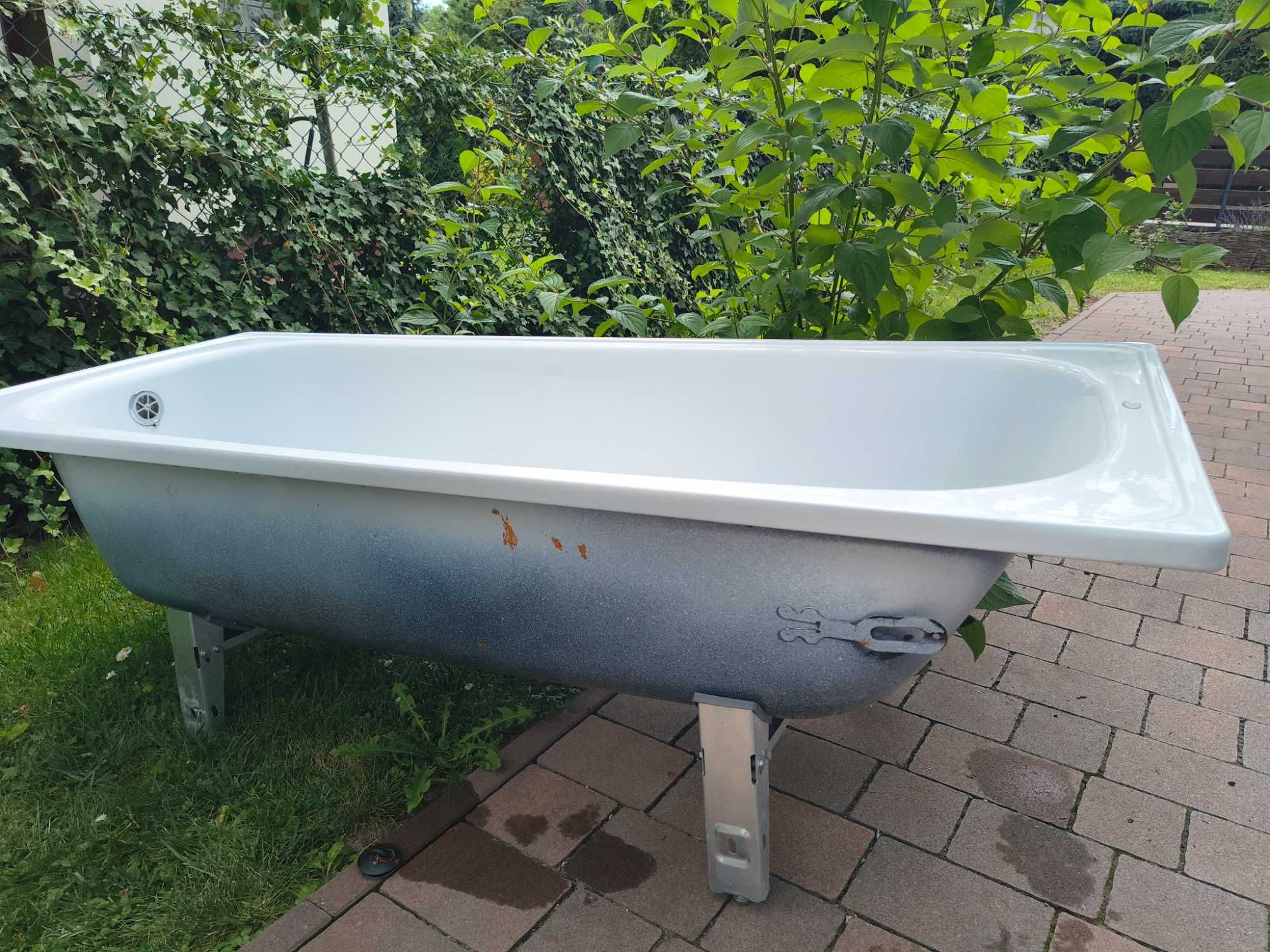 wanna emaliowana 170*70cm , z nóżkami i syfonem