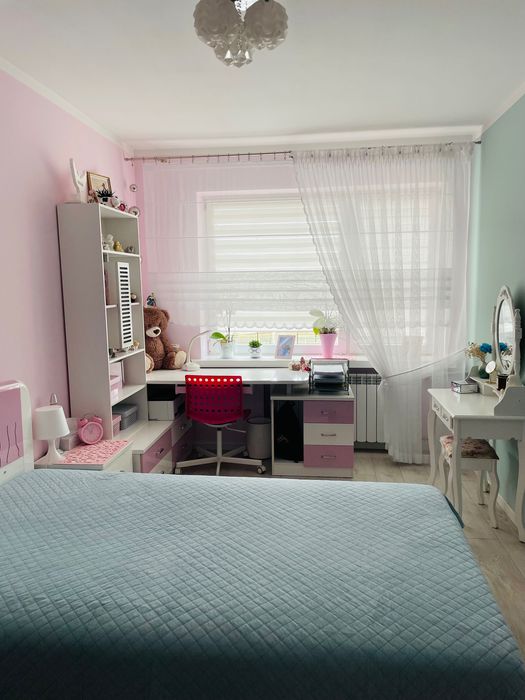 Komplet mebli dla dziewczynki