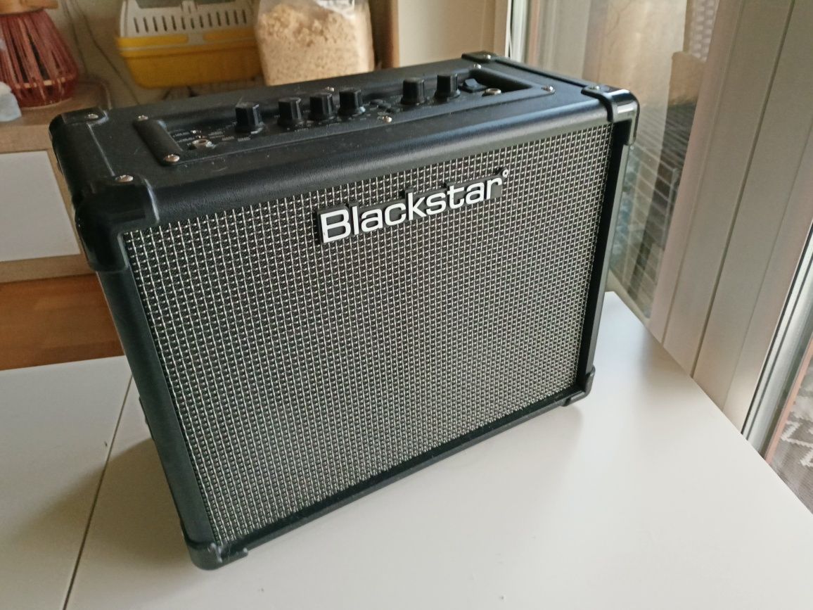 Gitara elektryczna Ibanez + piec wzmacniacz Blackstar + akcesoria