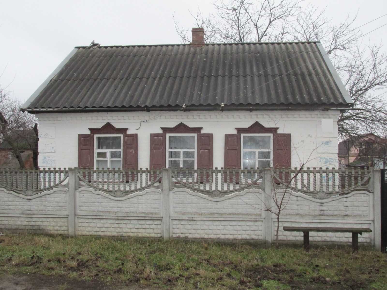 Продам газифікований будинок по вул. Кармелюка, р-н 8 школи