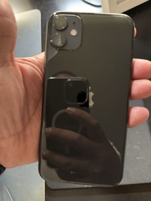 Iphone 11 - 128 GB, como novo.