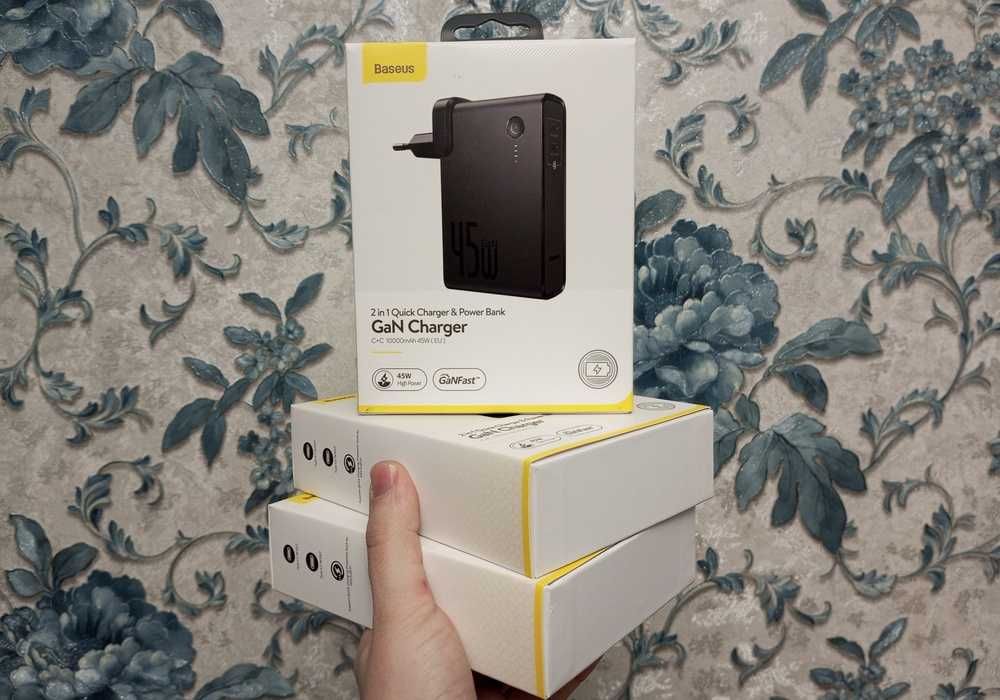 Зарядний пристрій для ноутбука Baseus GaN Charger