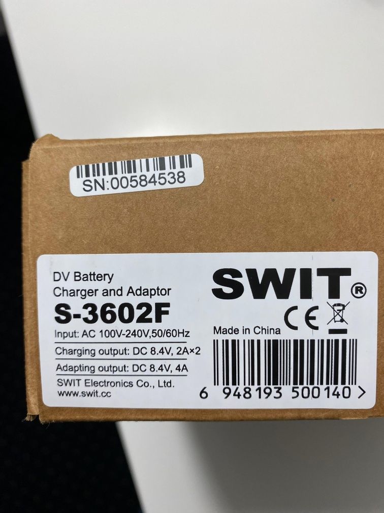 SWIT S-8970 Akumulator typu Sony NP-F z ładowarką SWIT S-3602F