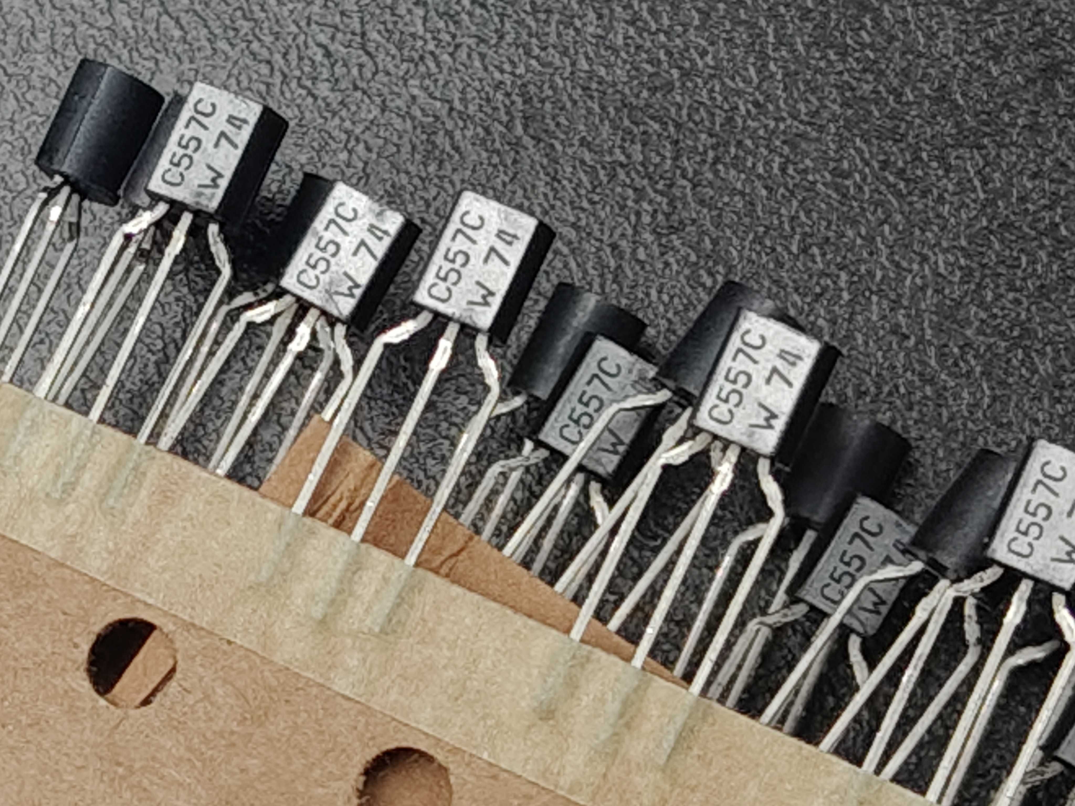 MEGAZESTAW ATMEGA, IGBT, tyrystory, triaki, kondensatory
