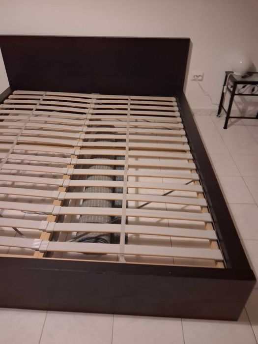 Vendo cama de casal