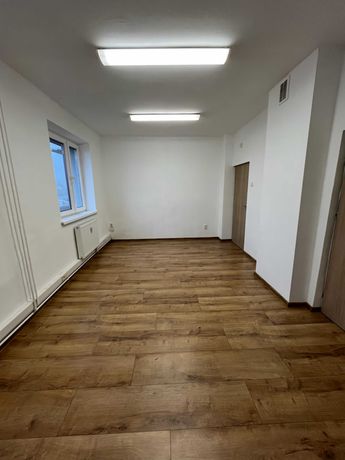 Biuro do wynajęcia - 19,06 m2 - Tychy, Fabryczna 12