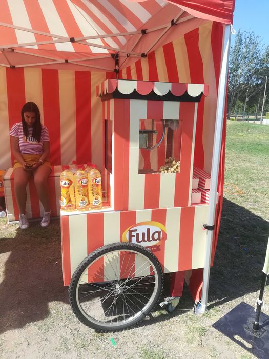 Máquina de pipocas - ALUGO / FAÇO AS SUAS FESTAS