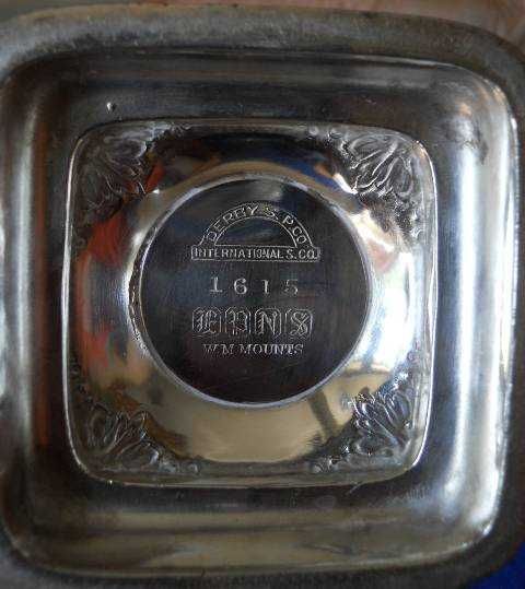 Американский старинный кофейный набор "DERBY SILVER CO."