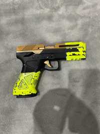 Pistola airsoft HFC gas ag-17