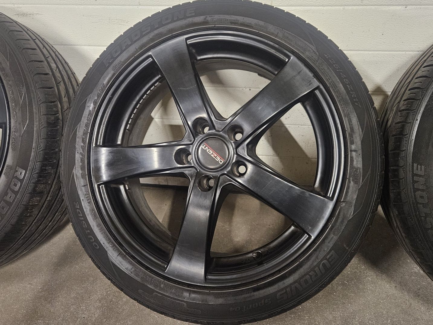 Felgi Dezent 5x112 7,5J R17 Et35 AUDI Vw Skoda Seat Mercedes BMW