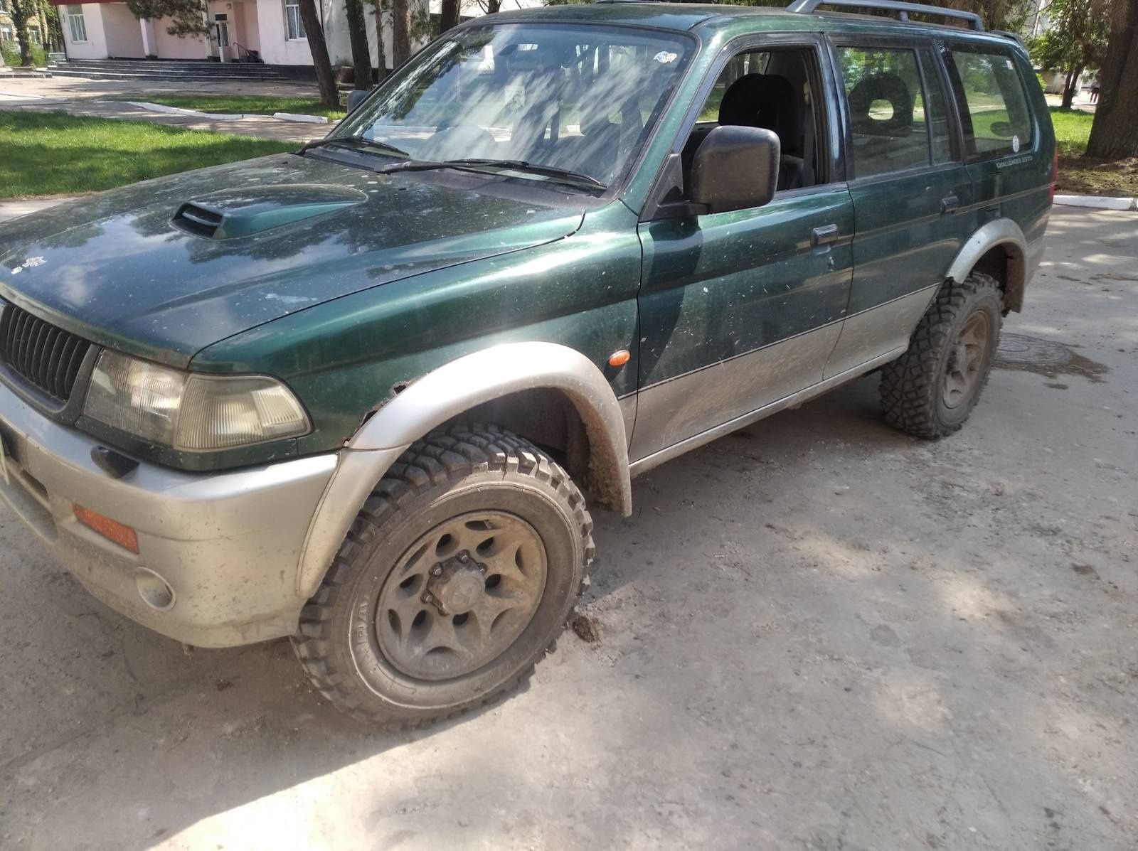 Продам Mitsubishi Challenger 2.5tdi