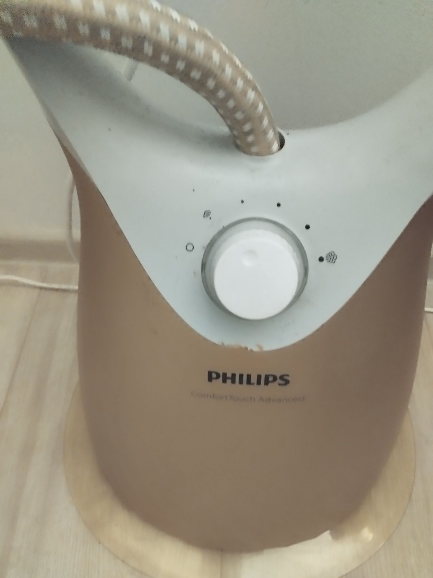 Ручний відпарювач PHILIPS ComfortTouch GC557/30