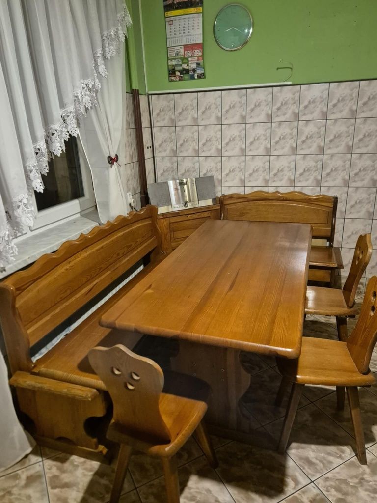 Meble kuchenne + narożnik wraz z lodówką kuchenka i zmywarką
